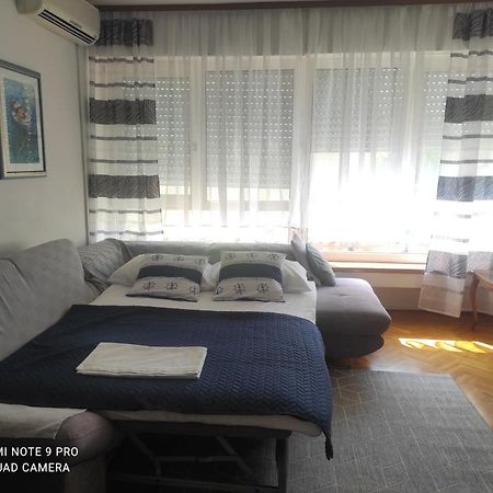 Apartman Seka Омиш Экстерьер фото
