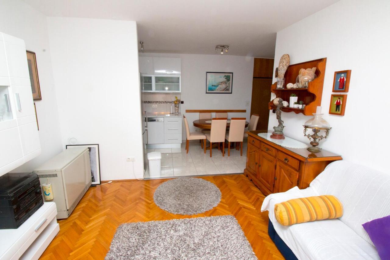 Apartman Seka Омиш Экстерьер фото