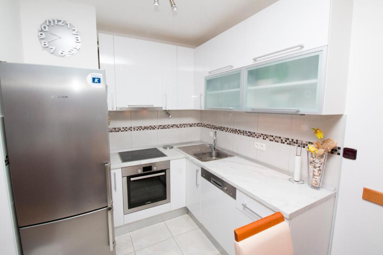 Apartman Seka Омиш Экстерьер фото